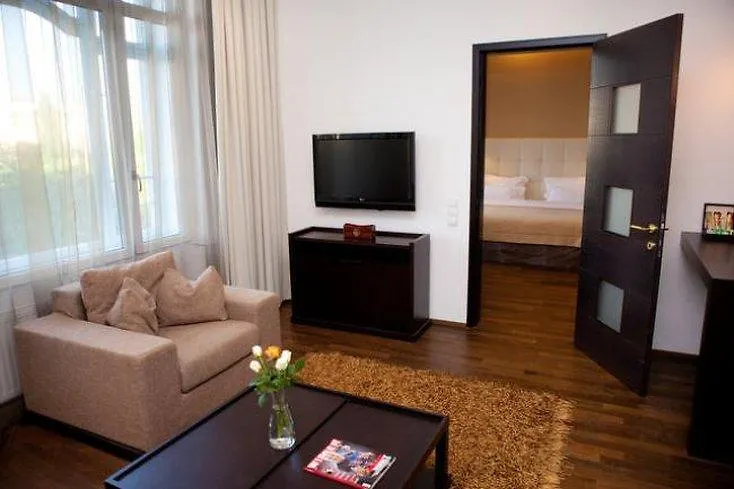 Myplace - Premium Apartments Riverside Bécs