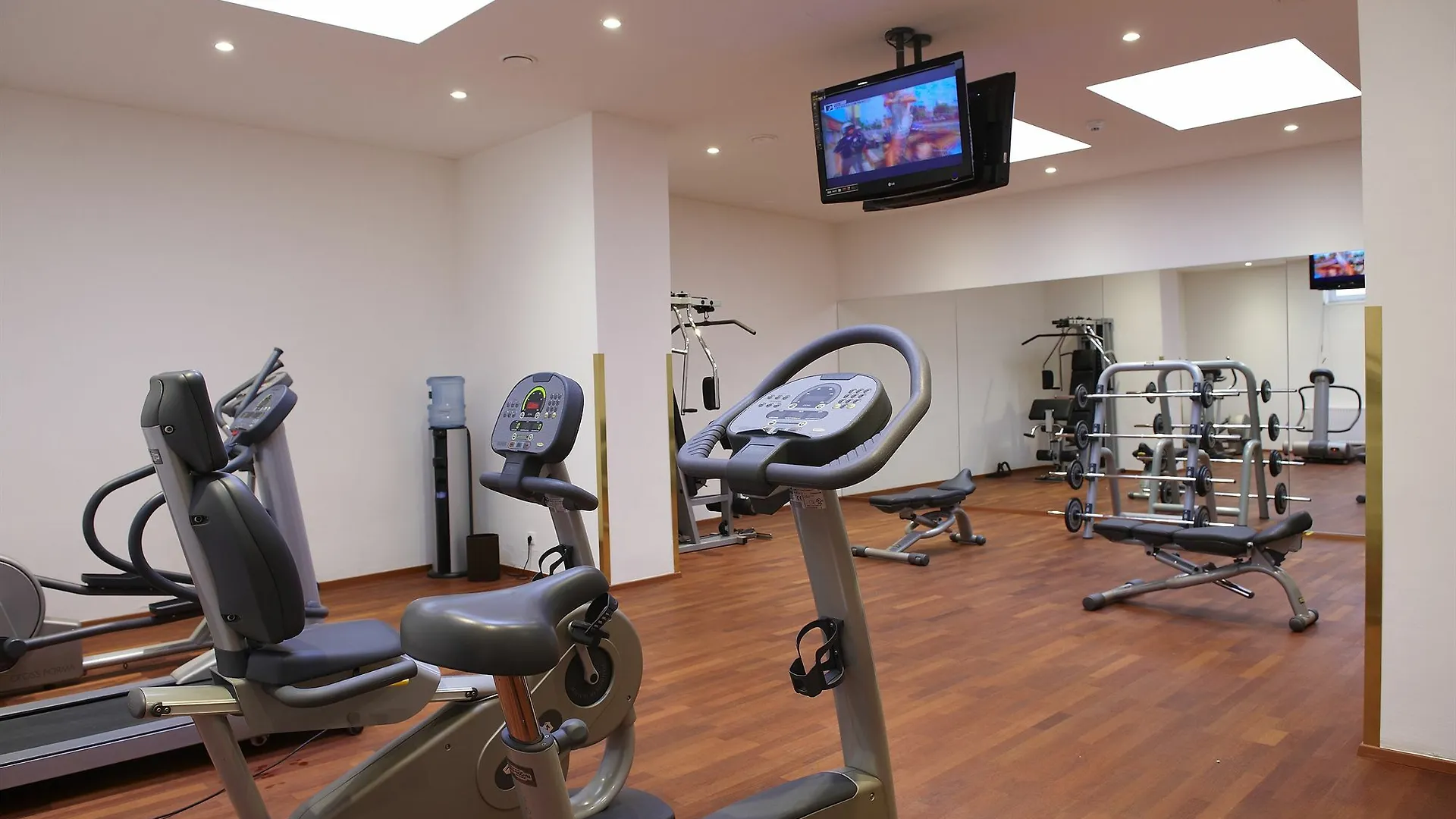 Myplace - Premium Apartments Riverside Bécs