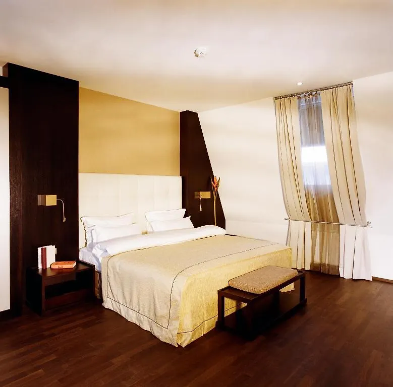 Myplace - Premium Apartments Riverside Vienna